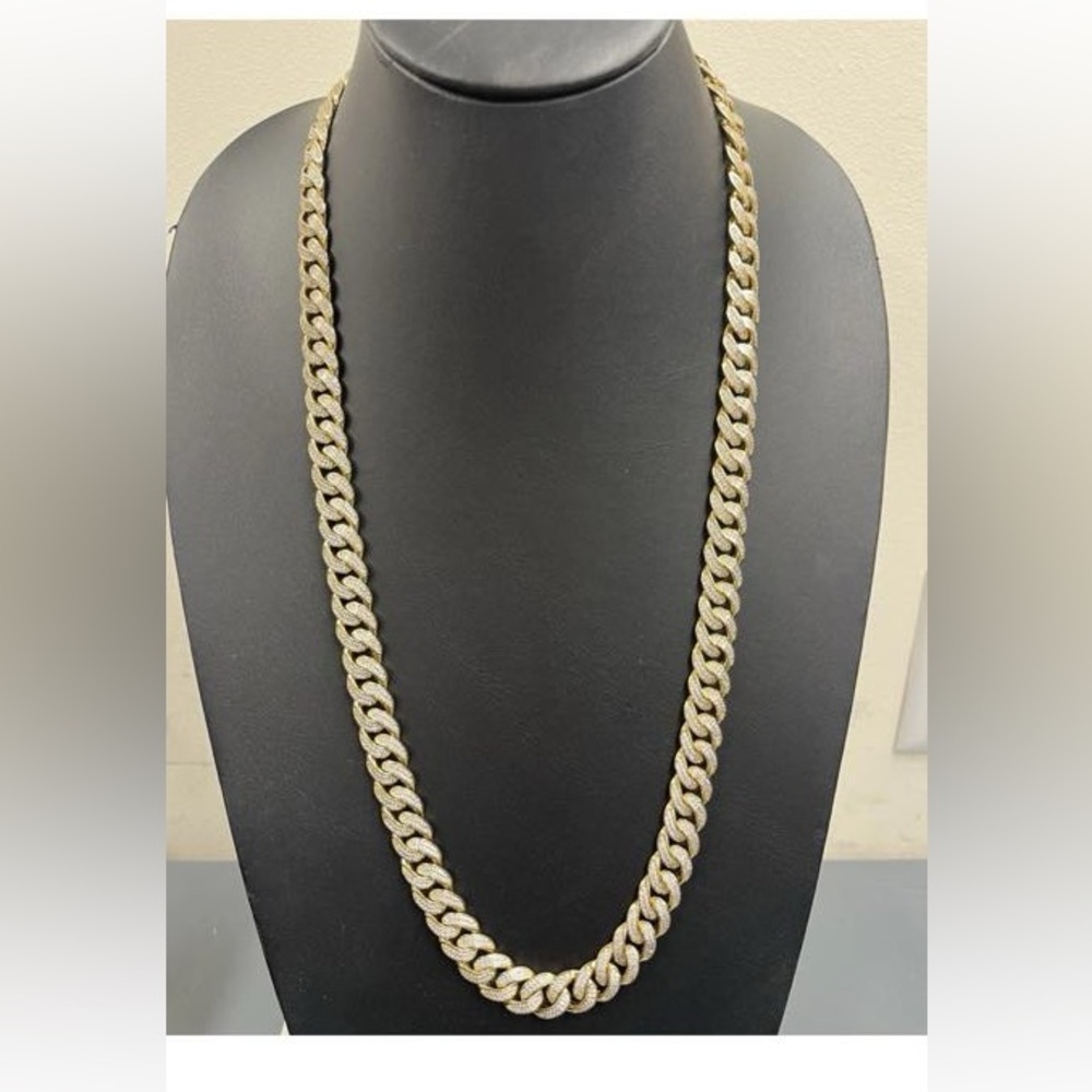 Cuban link chain(SALE)